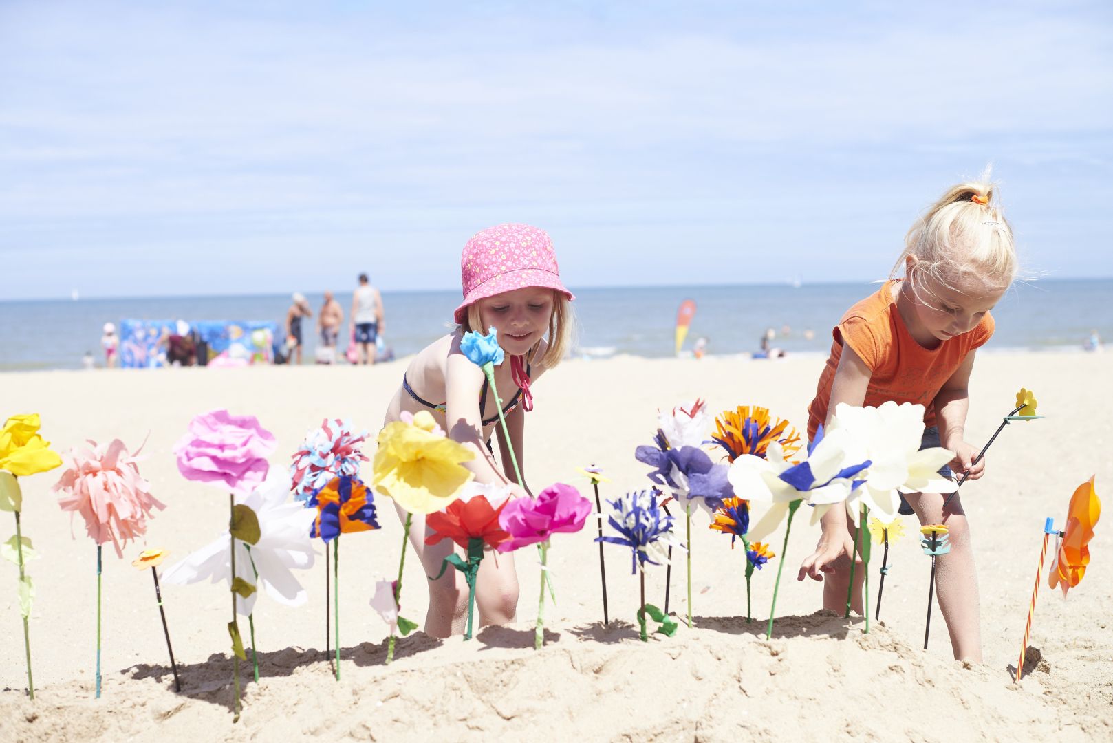 Papieren-strandbloemen-Knokke